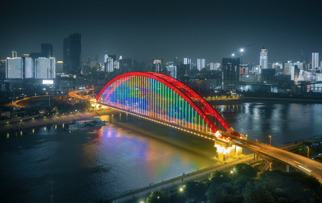 晴川橋